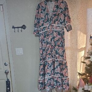 Chic Paisley Long Sleeve Dress